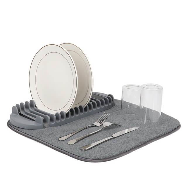 https://levoite.com/cdn/shop/products/Dish-Drying-Rack-and-Mats-For-Kitchen-Countertop-levoite-1600836487_650x650.jpg?v=1681242100